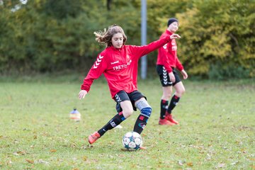 Bild 57 - wBJ TuS Felde - SV Henstedt Ulzburg : Ergebnis: 1:8